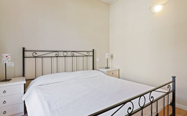 Attractive Residence on Lake Garda, Close to Manerba