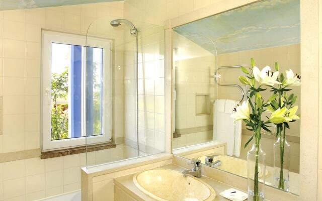Monte Doiro Refugio Design