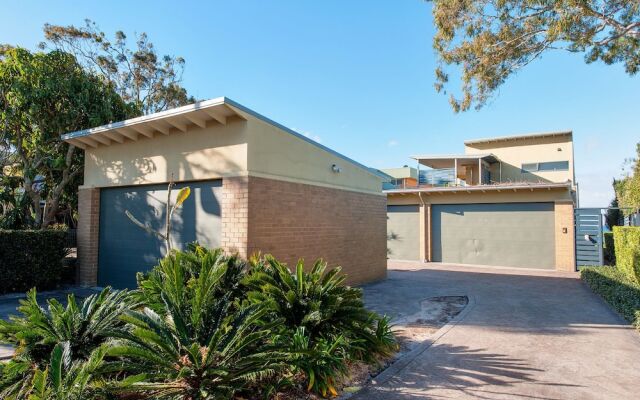 Soldiers Point Road, Kooyonga, 3, 211