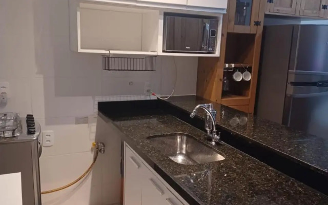 MI Casa, Su Casa - II - Lapa