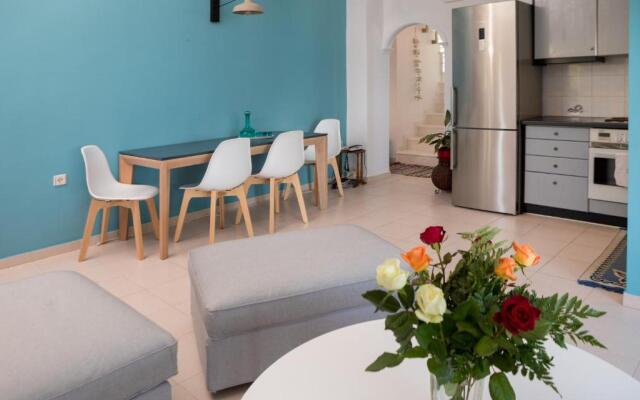 Big Blue Seafront Villa