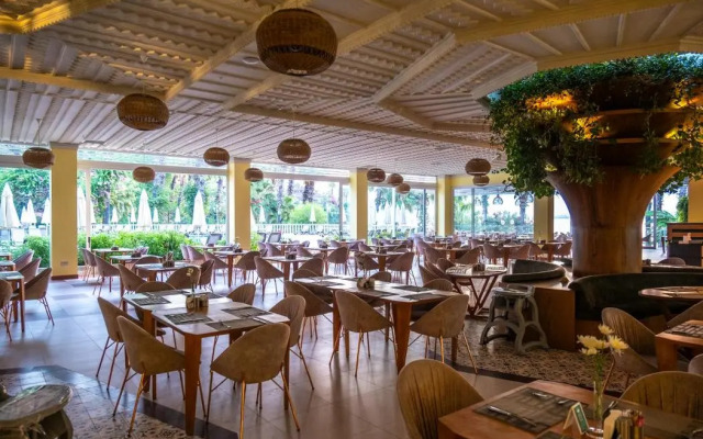 Club & Hotel Letoonia