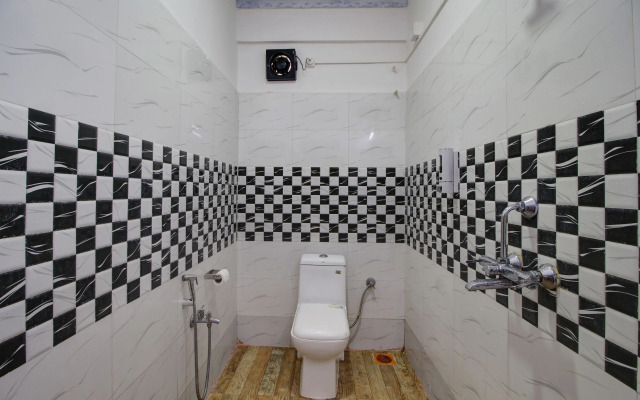 Hotel Pleasure Inn near Turtle Beach- Morjim