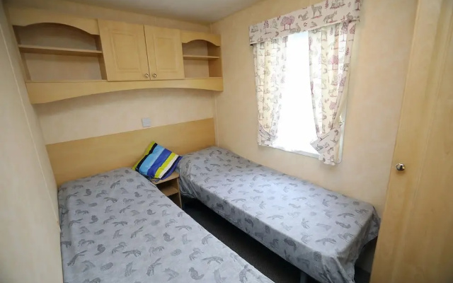 "home2home" Sleeps 6. Beautiful Wales