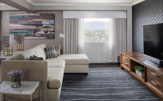 Hilton Tucson East