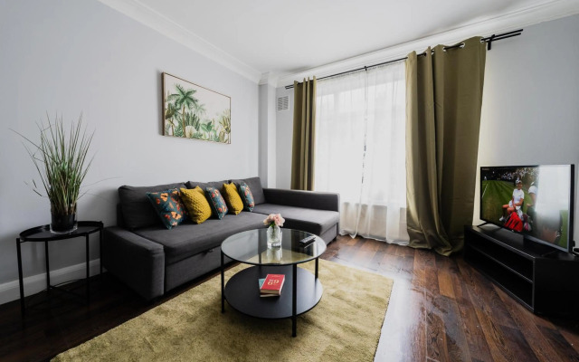 2-bedroom Apartment in Baker Street