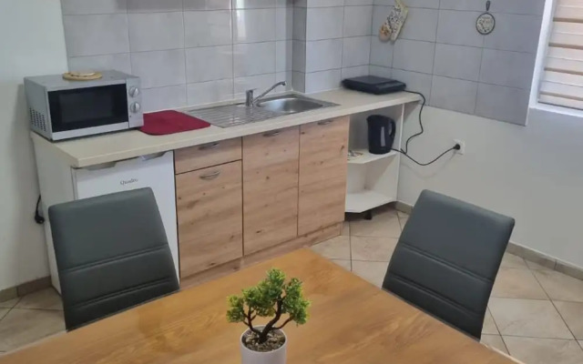 Apartments Marija Sukošan