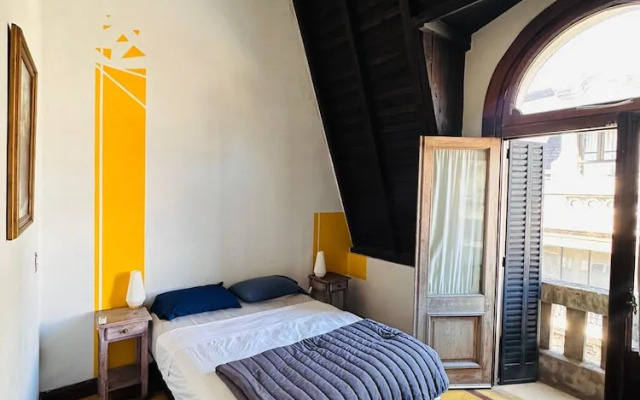 Parla Hostel