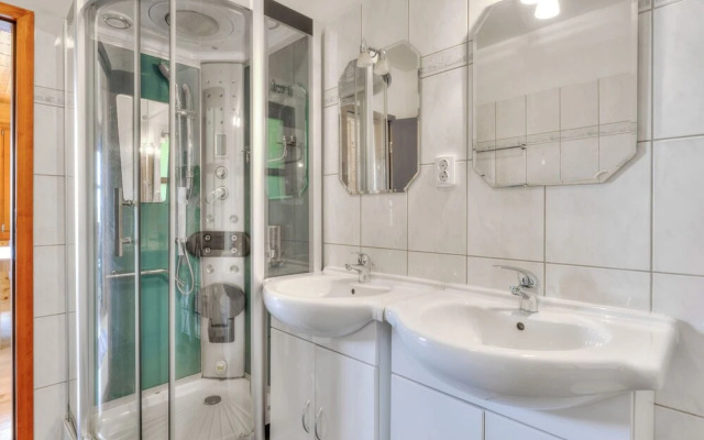 Chalet in Liebenfels Near ski Area