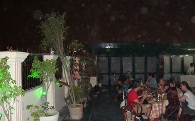 Hotel Sarthak Palace