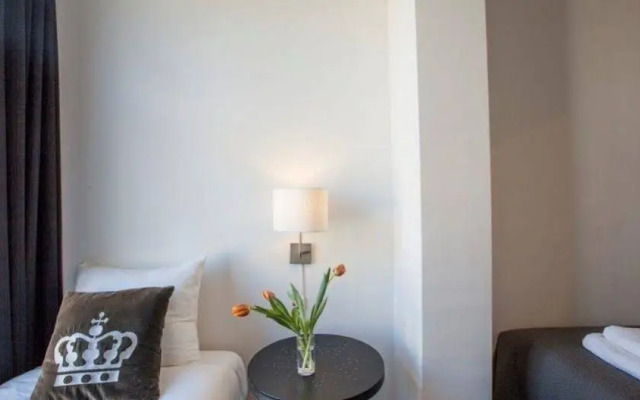 Tulip Apartment A