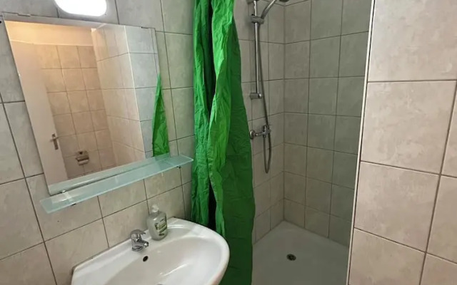 2-Rent Group Hostel Apartments HAN53