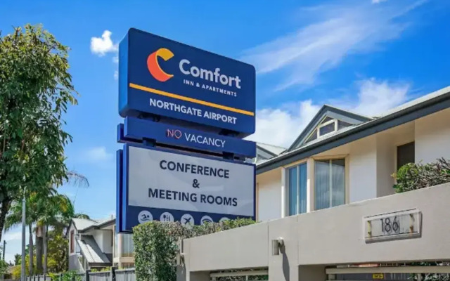 Comfort Inn & Suites Northgate Airport