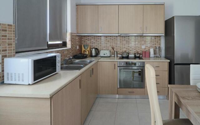 Evi'S Afandou Suites 2