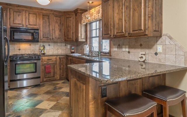 Bozeman - Main Street Retreat