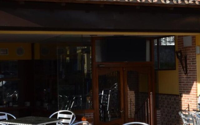 Hostal Avenida
