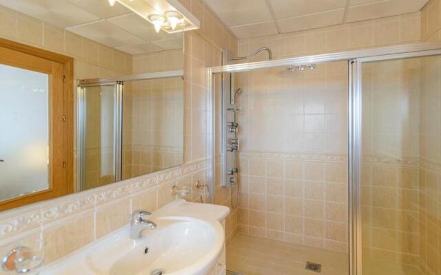 Villa Maria de Periana by Ruralidays