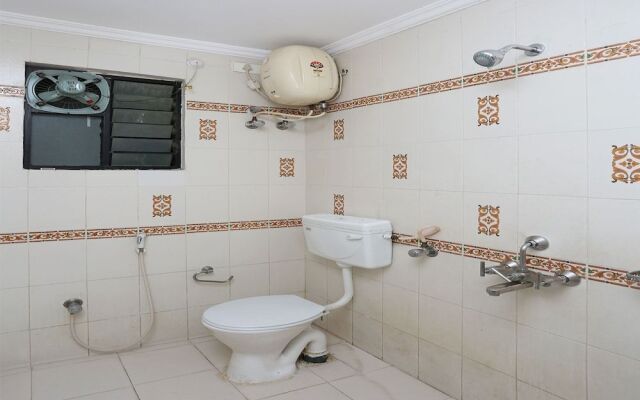 OYO 1108 Hotel Saraswathi Residency