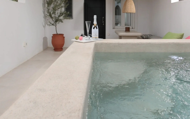 Iphimedeia Apartments & Suites