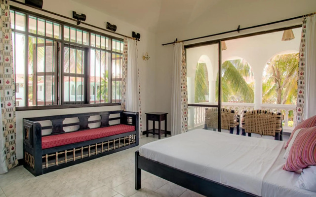 Bahari Dhow Beach Villas