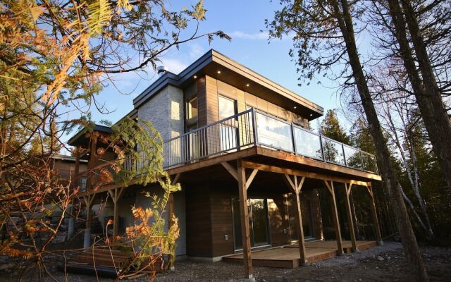 Stone Cove Waterfront Adults Only B&B