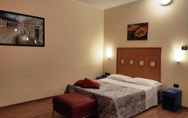 Break Hotel