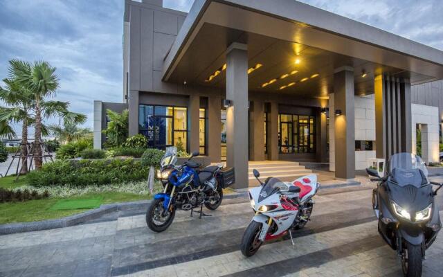 X2 Vibe Buriram Hotel