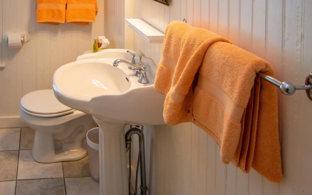 Serendipity Resort & Suites