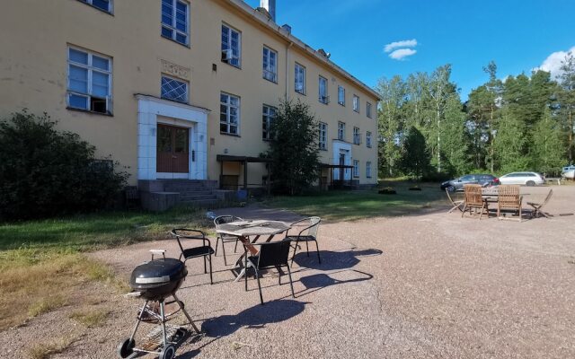 Captivating 4-bed Apartment in Kotka Saunafacility