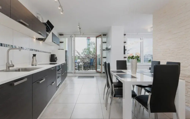 Riverside Apartments by Renters