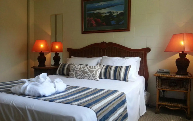 Clifton Sands Holiday Apartments