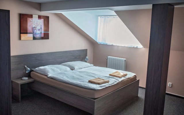 Hotel Almond