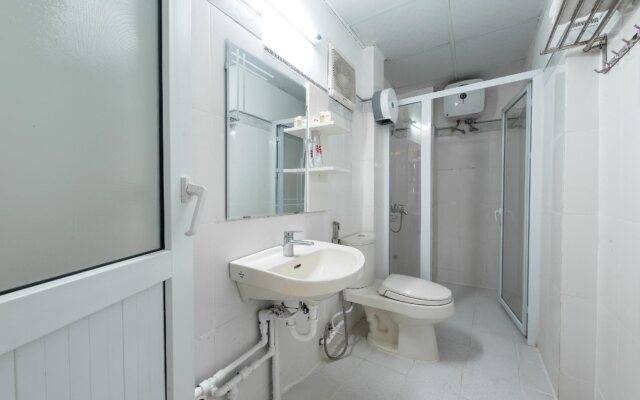 Thu Do Vang 12 Hotel by OYO Rooms