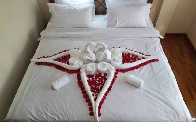 Hotel Crown