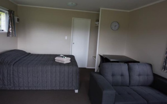Raglan Holiday Park