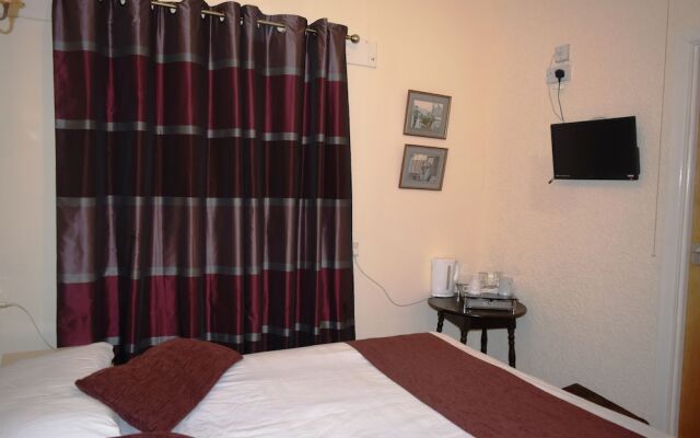Lanehead Hotel