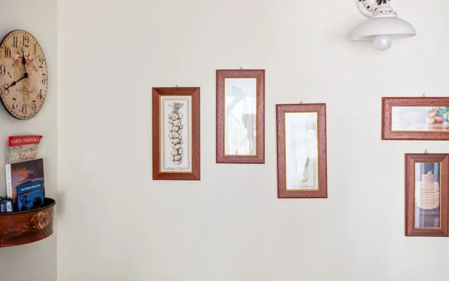 Holiday Home in Roseto Near Majestic Castle