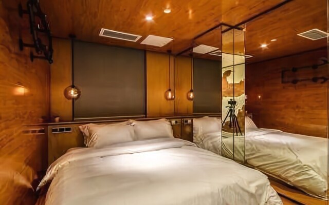 Yashun Art Boutique Hotel