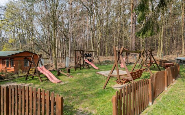 Apartments Lesna 17 by Renters