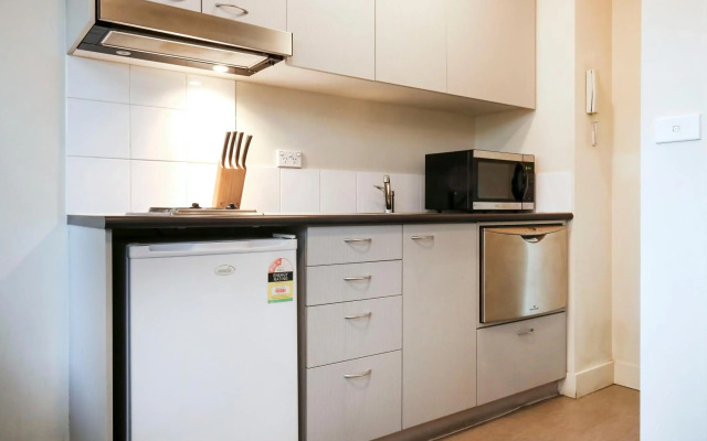 Plum Carlton Serviced Apartments