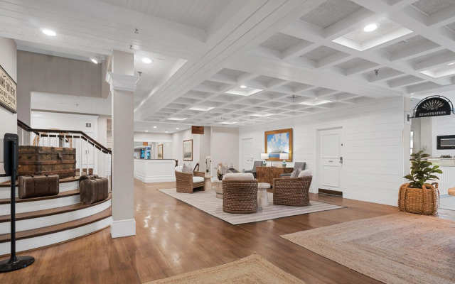Nantucket Inn