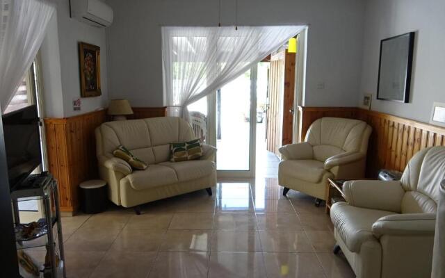 Spyros No23 Charming Oceanview Maisonette