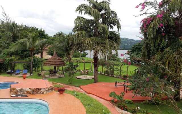 Afrikiko Riverfront Resort