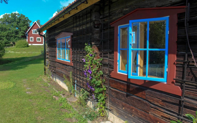 Beautiful 4-5 Persons Cottage in Alvdalen