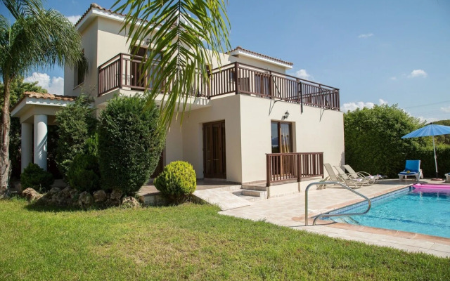 Coral Bay Sunlight Villa