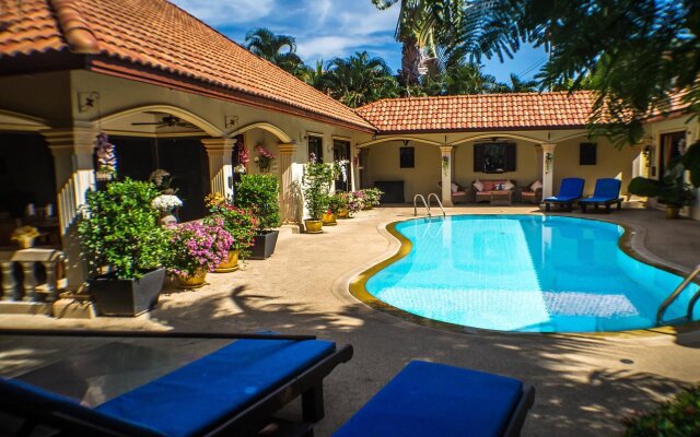 Coconut Paradise Villas