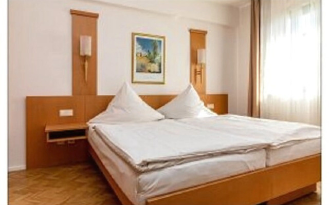 Zum kleinen Reichstag