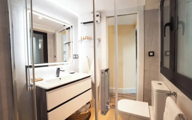 Lujoso Apartamento en Plaza Nueva