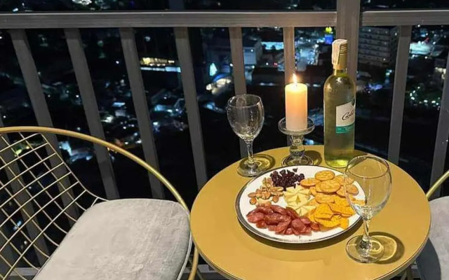 Cozy Furnished Condo near I.T. Park