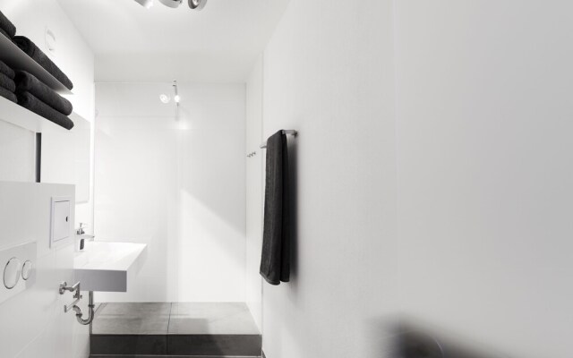 criston apartments - homely Residence